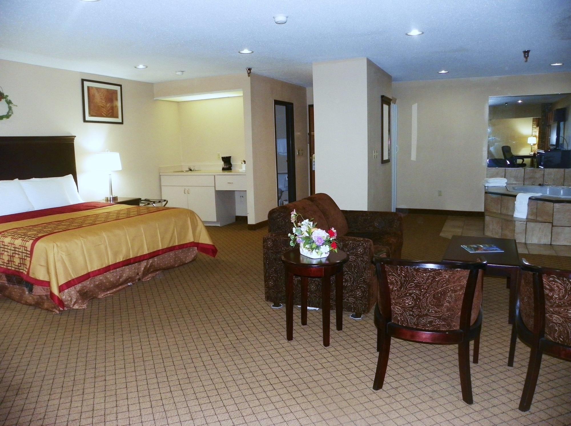 Royalton Inn & Suites Upper Sandusky Extérieur photo